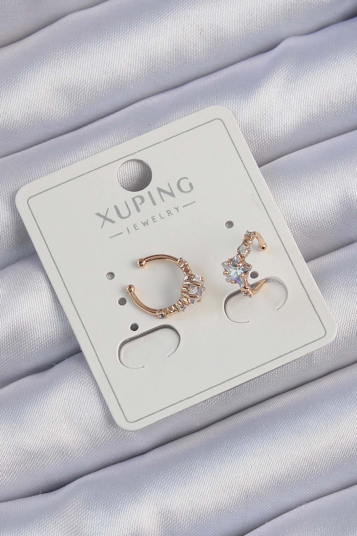 Erb%20Xuping%20Rose%20Renk%20Zirkon%20Taşlı%20Yıldız%20Model%20Earcuff%20Küpe